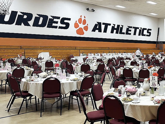 Lourdes College Athletic Banquet Catered my Michael's of Toledo